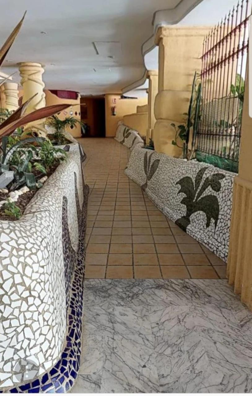 Appartamento Del Parque Flats - Puerto Marina Benalmádena Esterno foto